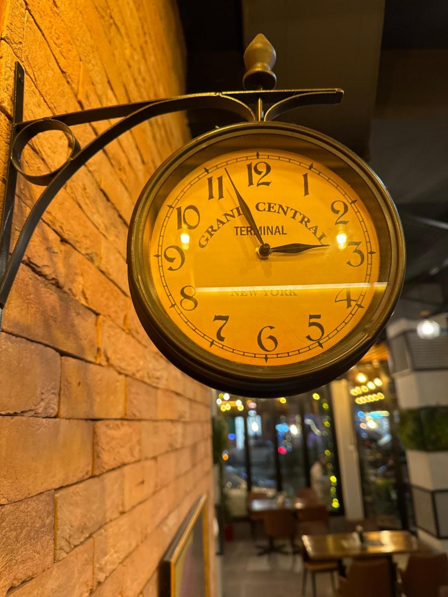 Hotel Tirona Tirana Bagian luar foto