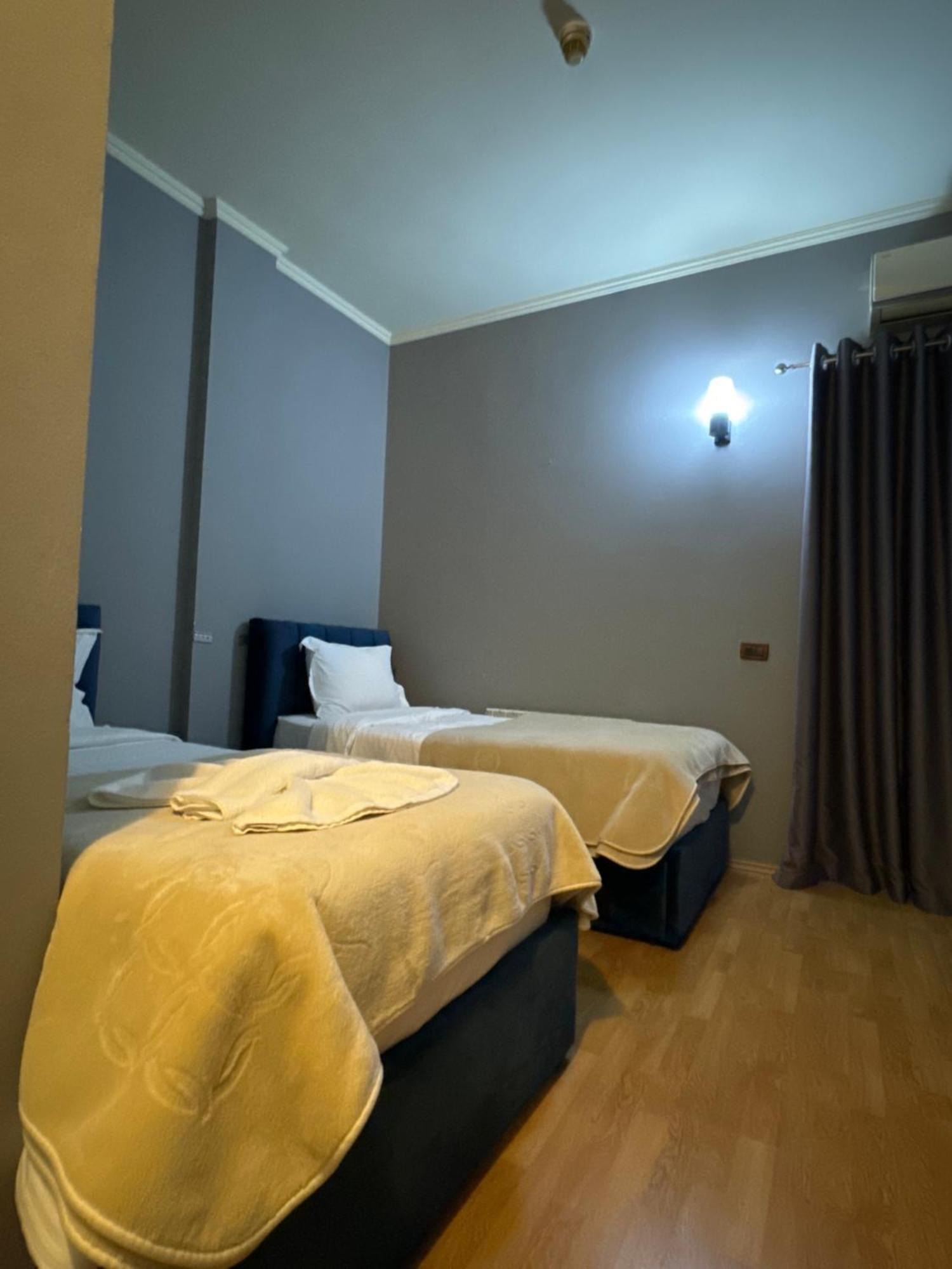 Hotel Tirona Tirana Bagian luar foto