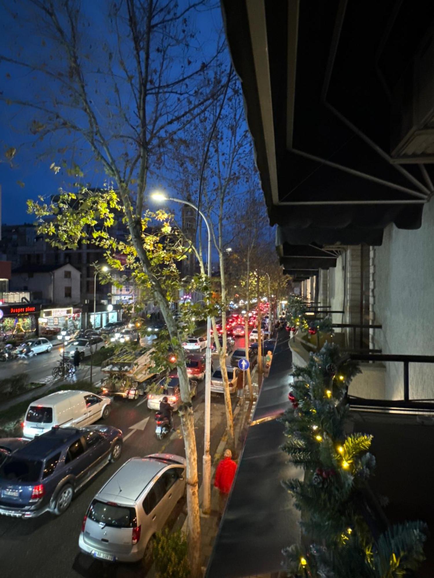 Hotel Tirona Tirana Bagian luar foto